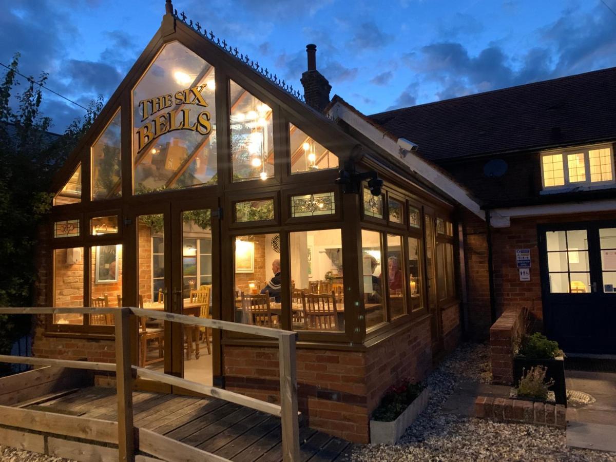 فندق The Six Bells Beenham المظهر الخارجي الصورة